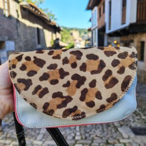Riñonera Artesanal de Piel Animal Print – Hecha en España